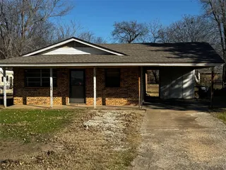 Sold home at 507 N Roosevelt Avenue