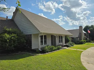 Sold home at 8100 N Bridgeport Lane