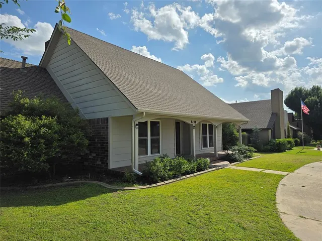 Front exterior — 8100 N Bridgeport Lane, Bethany, OK 73008