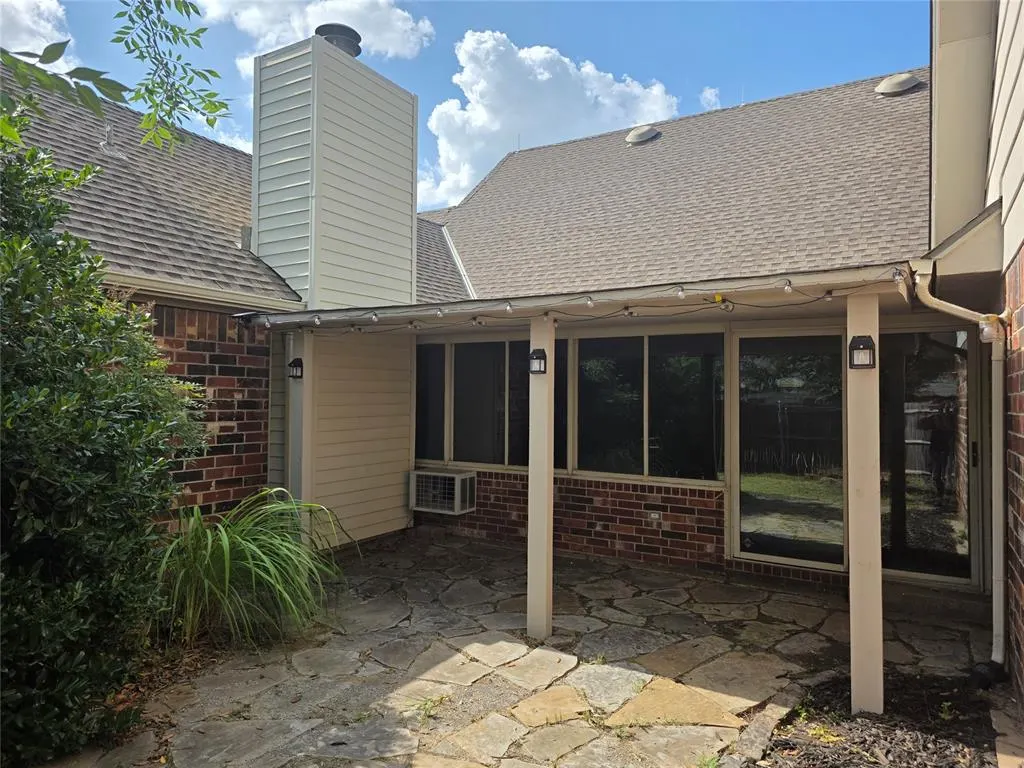 Photo 5 — 8100 N Bridgeport Lane, Bethany, OK 73008