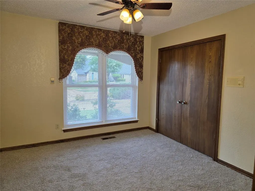Photo 22 — 8100 N Bridgeport Lane, Bethany, OK 73008