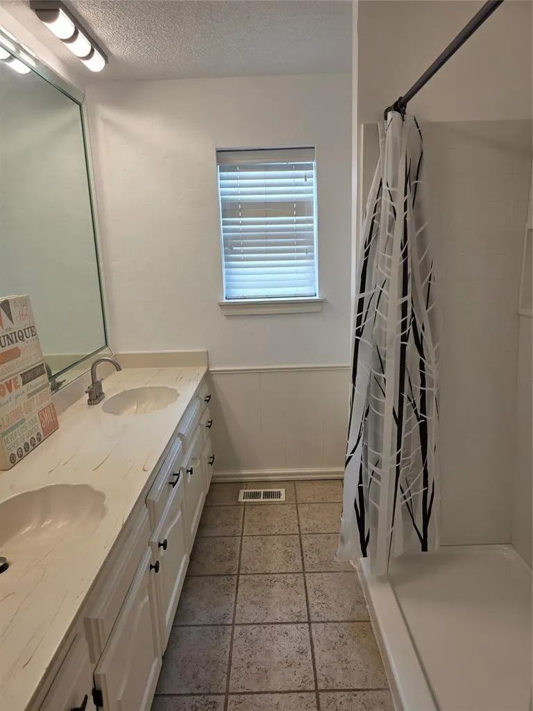 Photo 24 — 8100 N Bridgeport Lane, Bethany, OK 73008