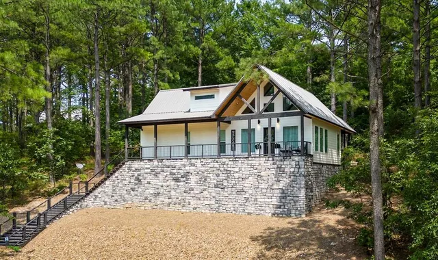 Photo 3 — 128 Sharp Holly Trail, Broken Bow, OK 74728