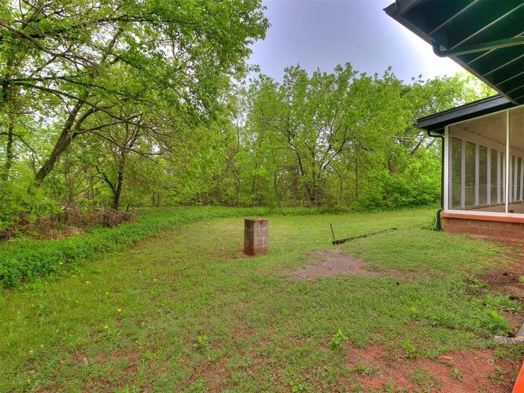Photo 35 — 1601 W Harrison Avenue, Guthrie, OK 73044