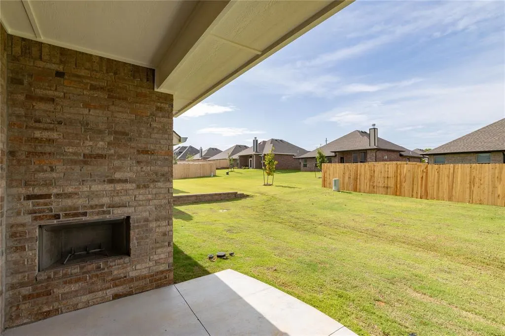 Photo 32 — 13033 NE 8th Street, Choctaw, OK 73020