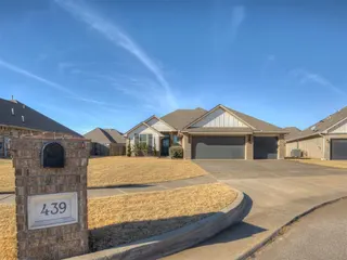 Sold home at 439 Auburn Lane
