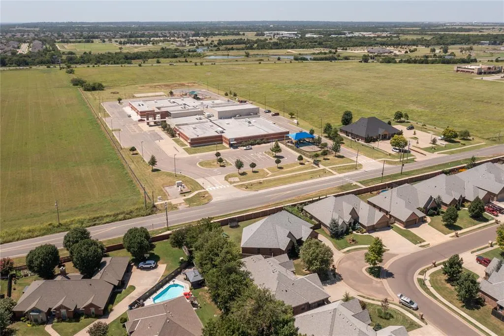 Photo 6 — 3620 SW 126th Terrace, Oklahoma City, OK 73170