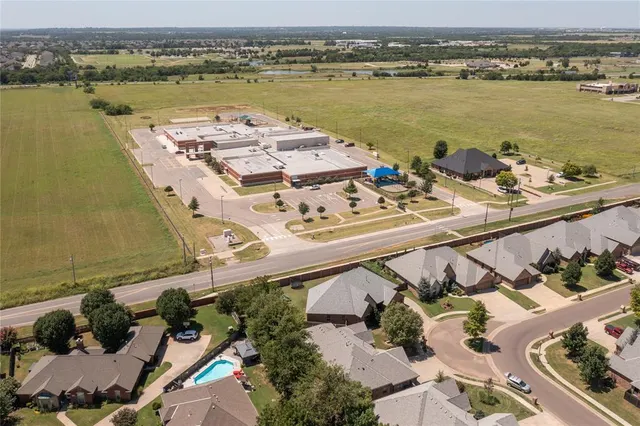 Photo 6 — 3620 SW 126th Terrace, Oklahoma City, OK 73170