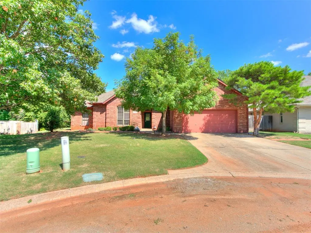 Photo 5 — 12212 Cantle Road, Oklahoma City, OK 73120