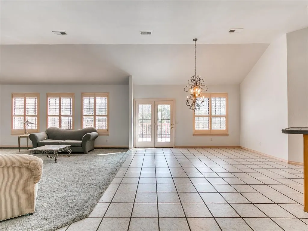 Photo 9 — 12212 Cantle Road, Oklahoma City, OK 73120