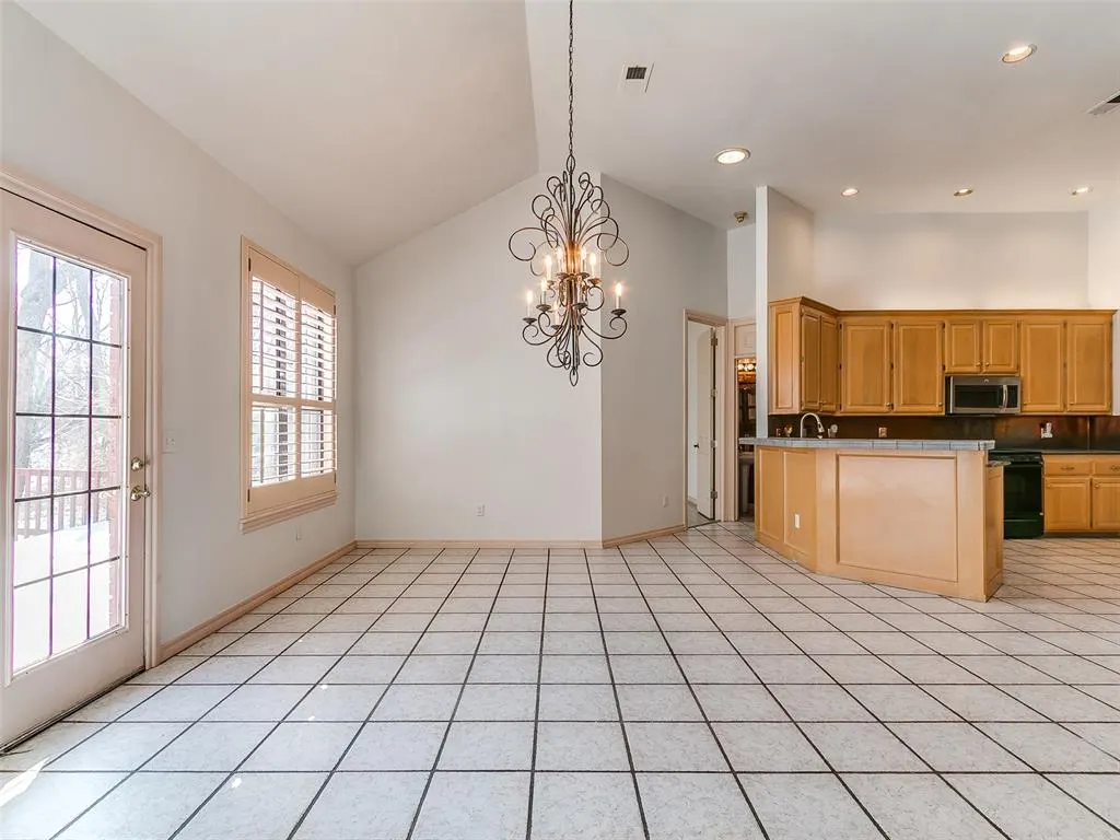 Photo 14 — 12212 Cantle Road, Oklahoma City, OK 73120