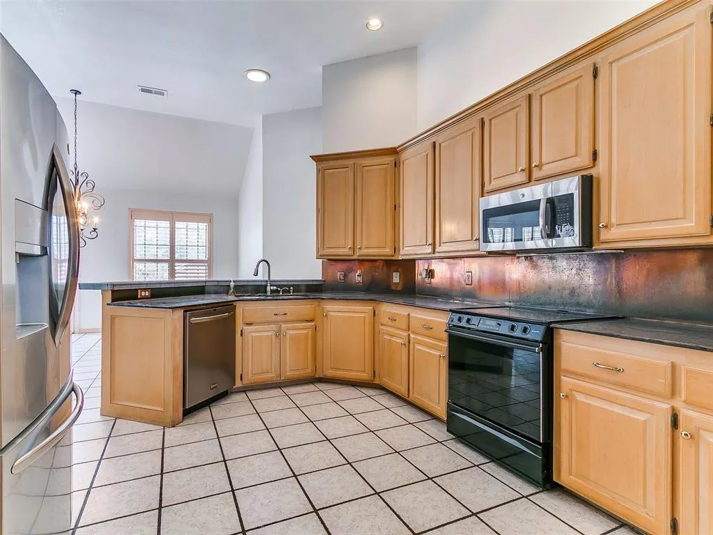 Photo 19 — 12212 Cantle Road, Oklahoma City, OK 73120