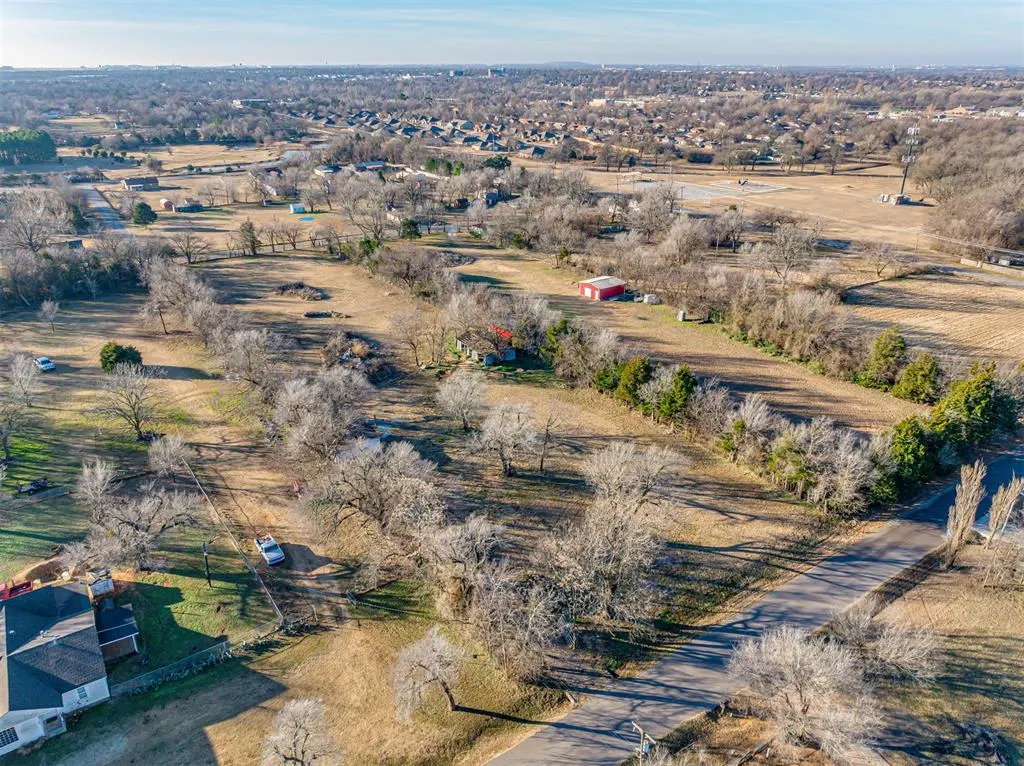 Photo 2 — 8600 NE 17th Street, Oklahoma City, OK 73141