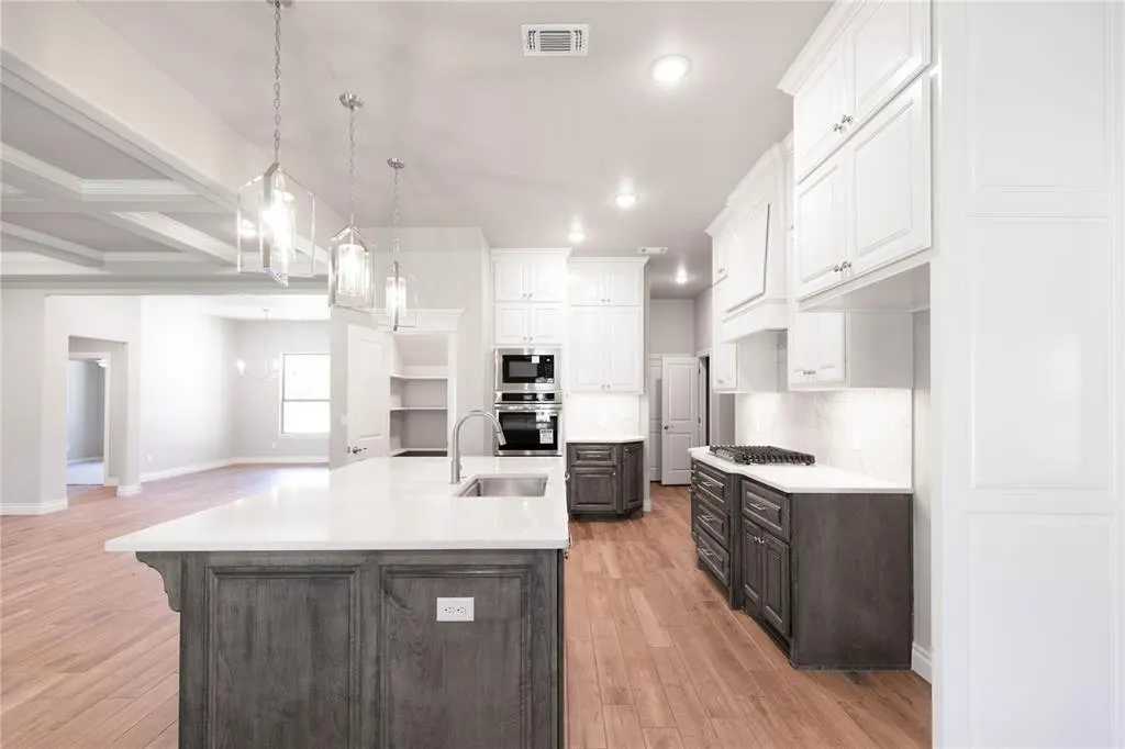 Photo 4 — 12316 Velvet Ash Avenue, Oklahoma City, OK 73173