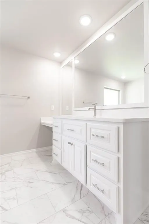 Photo 10 — 12316 Velvet Ash Avenue, Oklahoma City, OK 73173