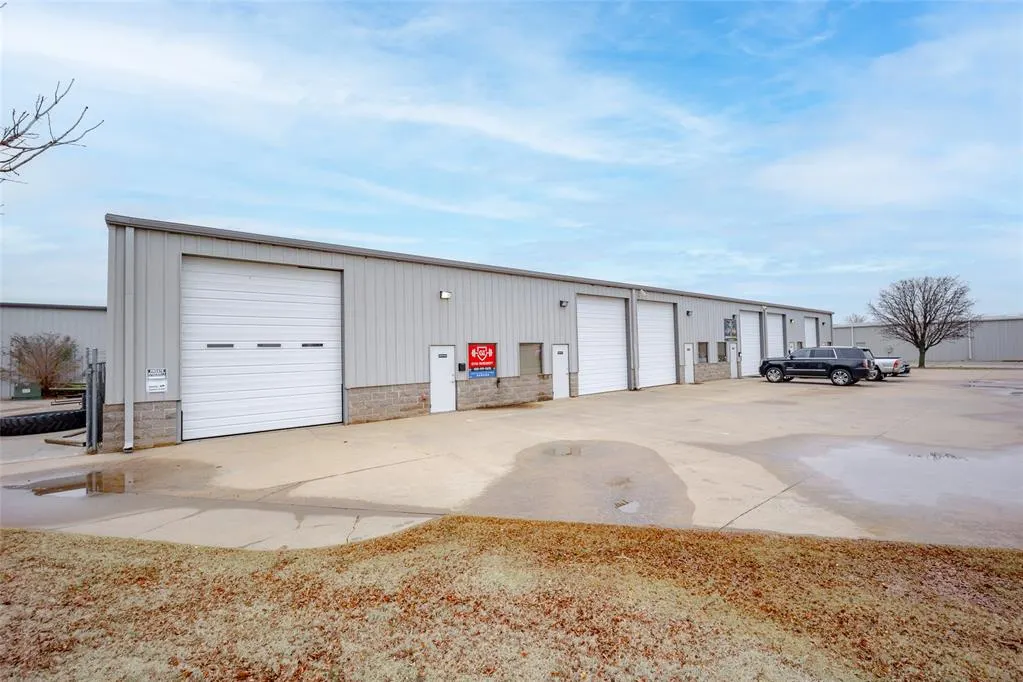 Photo 4 — 2709 Bart Conner Court 113, Norman, OK 73072