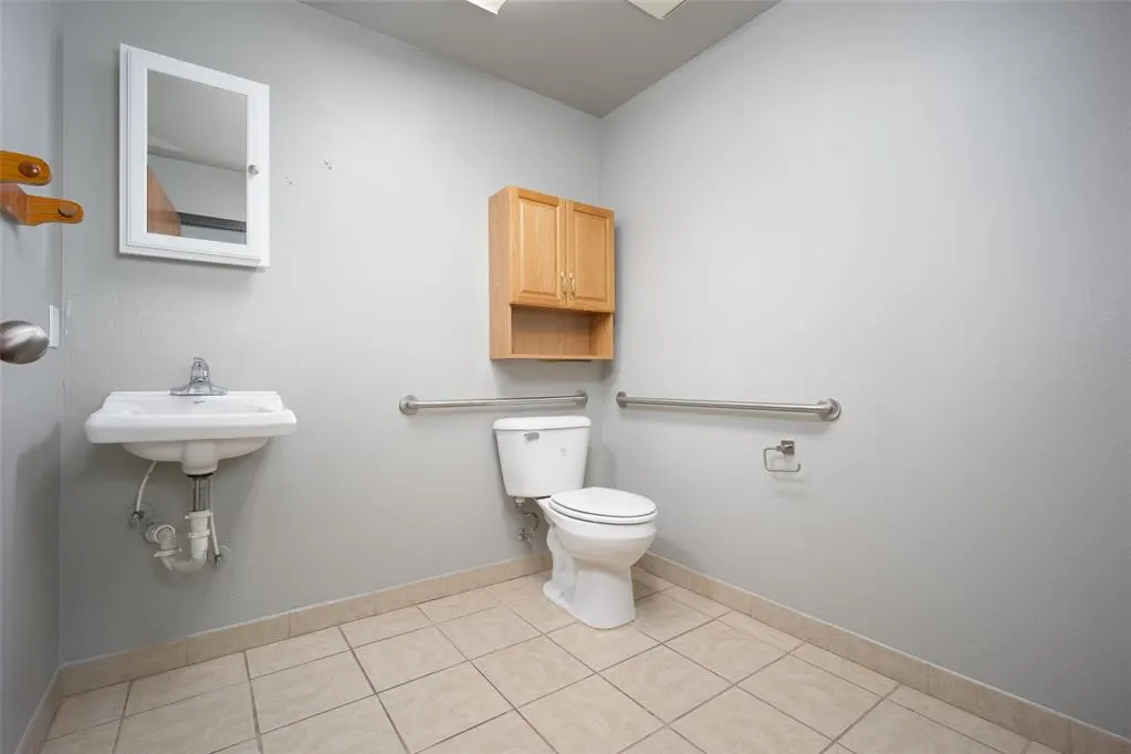 Photo 9 — 2709 Bart Conner Court 113, Norman, OK 73072