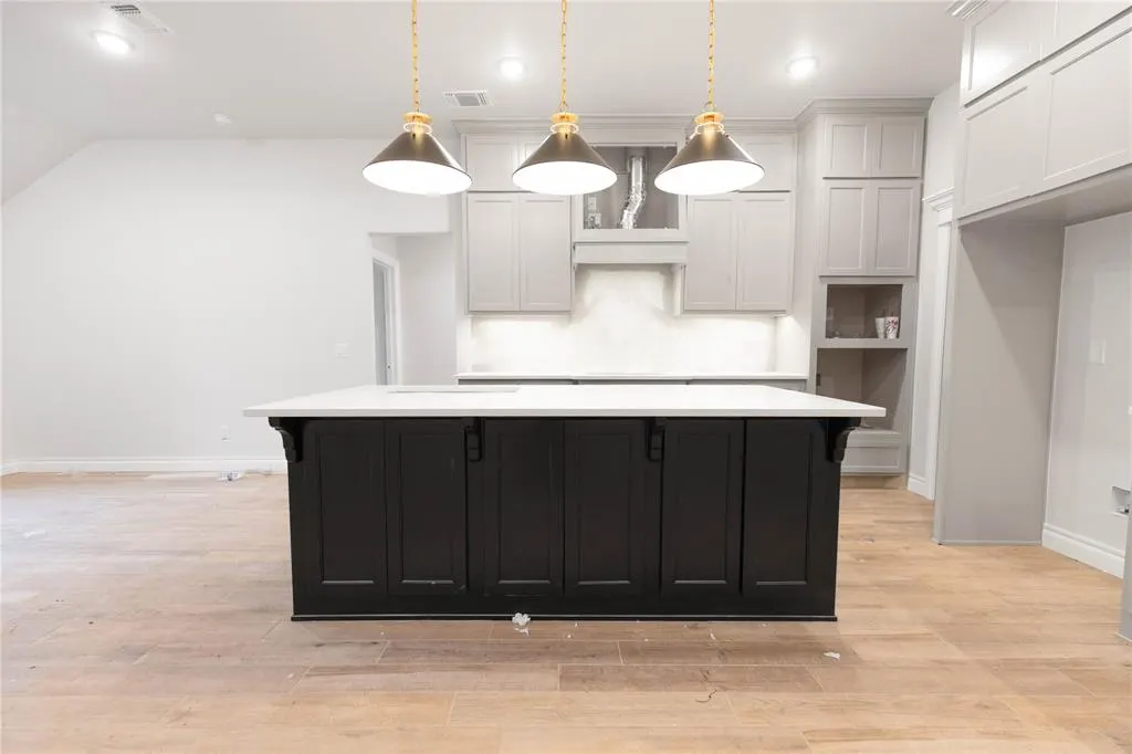 Photo 6 — 12309 Samara Drive, Oklahoma City, OK 73173