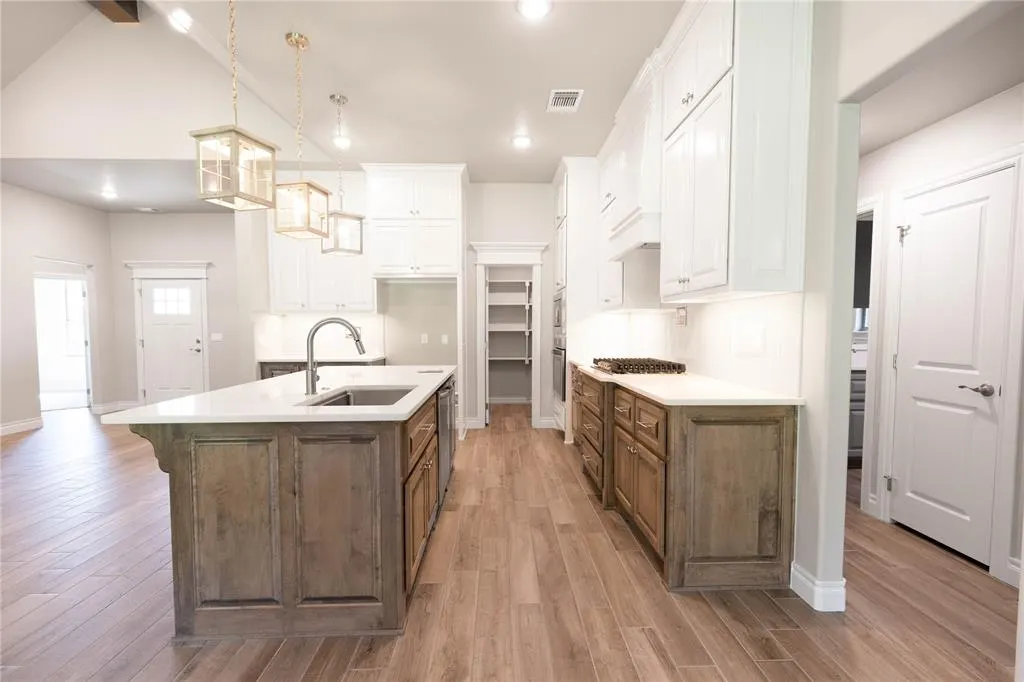Photo 4 — 3121 Feather Drive, Yukon, OK 73099