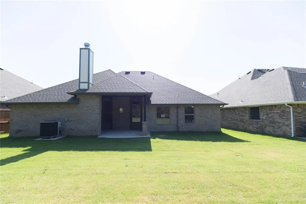 Photo 32 — 3121 Feather Drive, Yukon, OK 73099