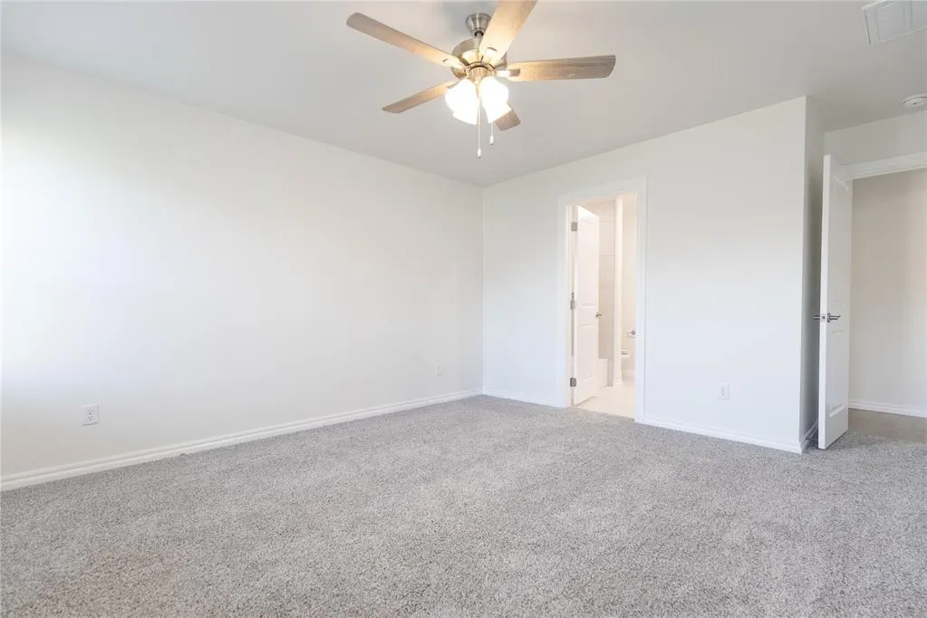 Photo 6 — 10333 SW 56th Street, Mustang, OK 73064