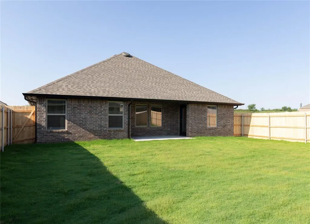 Photo 23 — 10333 SW 56th Street, Mustang, OK 73064