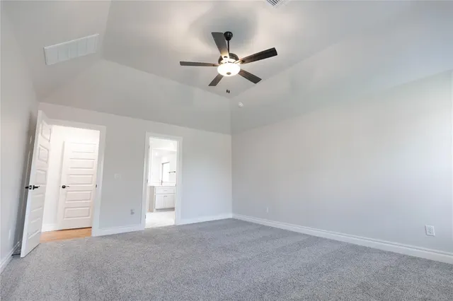 Photo 8 — 9312 NW 116th Street, Yukon, OK 73099