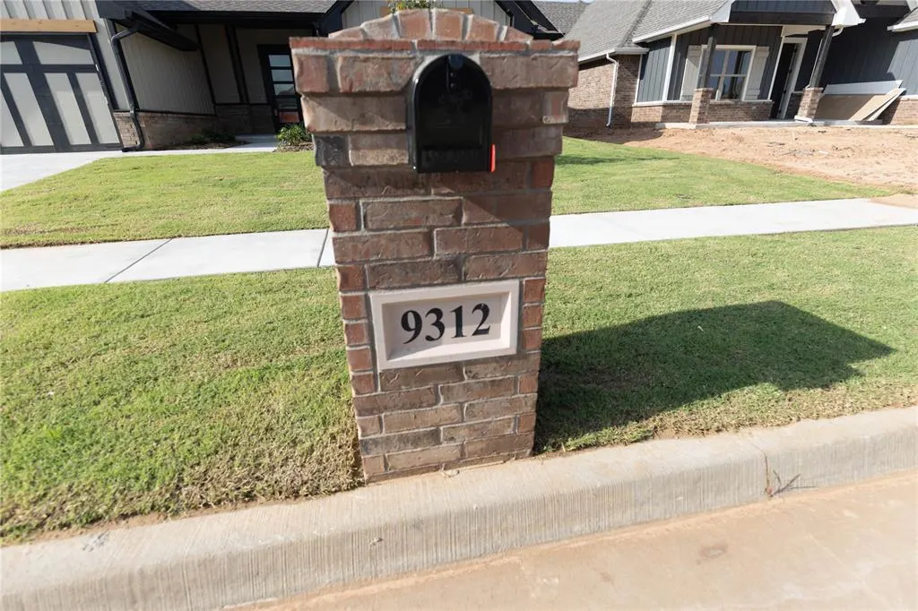Photo 31 — 9312 NW 116th Street, Yukon, OK 73099