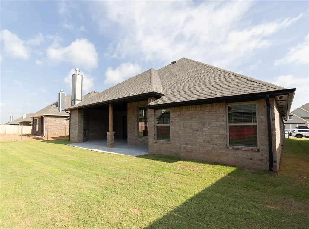 Photo 33 — 9312 NW 116th Street, Yukon, OK 73099