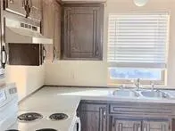 Photo 4 — 700 W Davis Avenue, Weatherford, OK 73096
