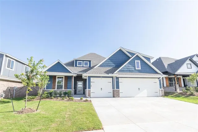 Photo 2 — 2220 NW 171st Street, Edmond, OK 73012