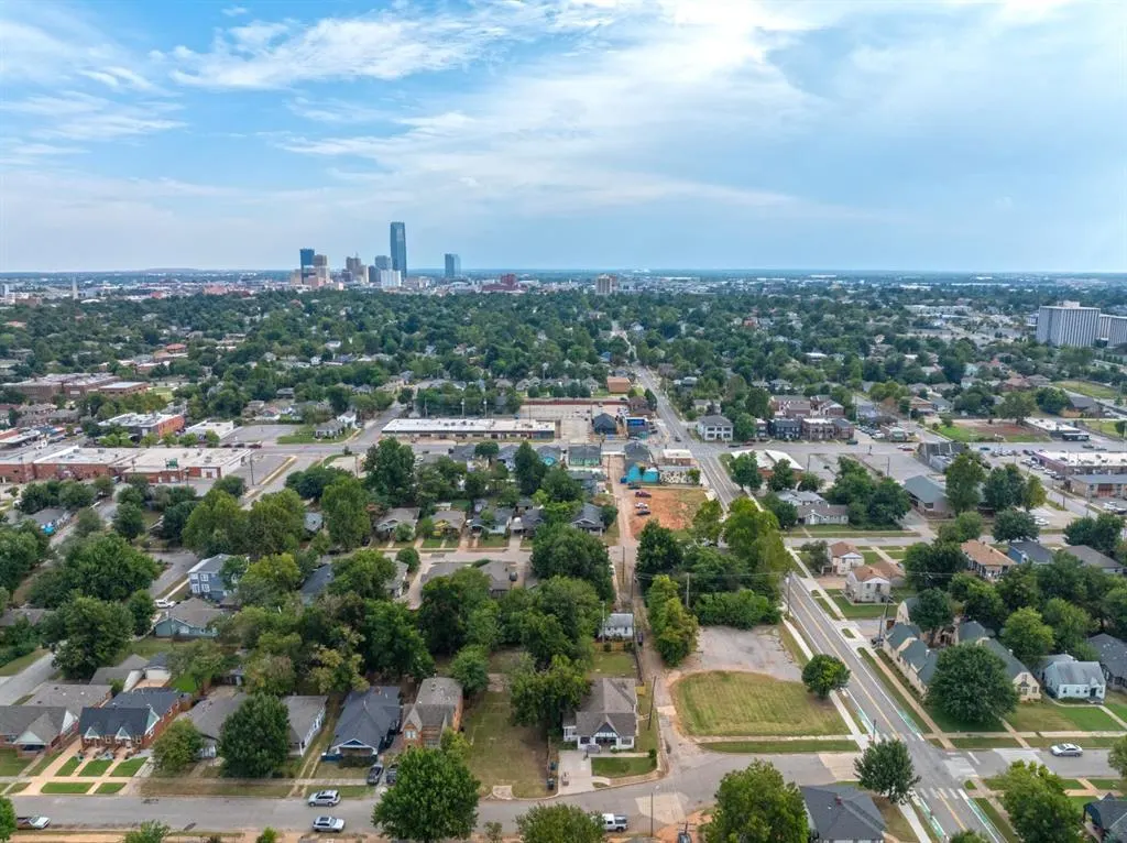 Photo 8 — 722 NW 25th Street, Oklahoma City, OK 73103