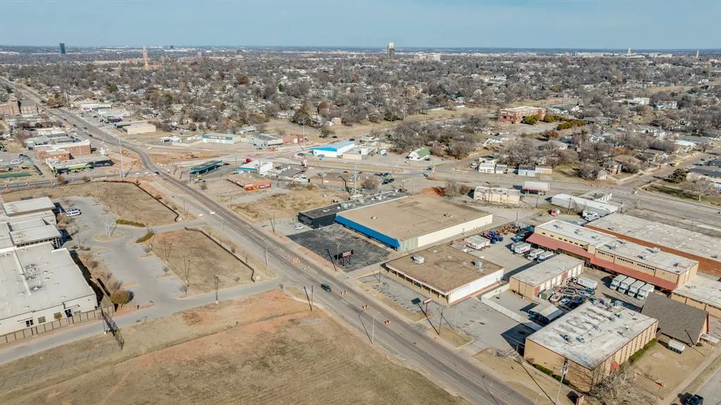 Photo 2 — 916 N Pennsylvania Avenue, Oklahoma City, OK 73107