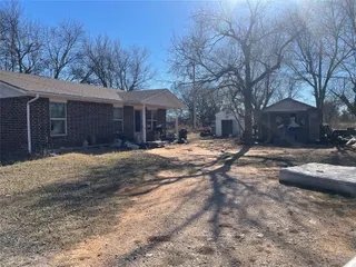 Sold home at 23614 E County Road 1595 Road