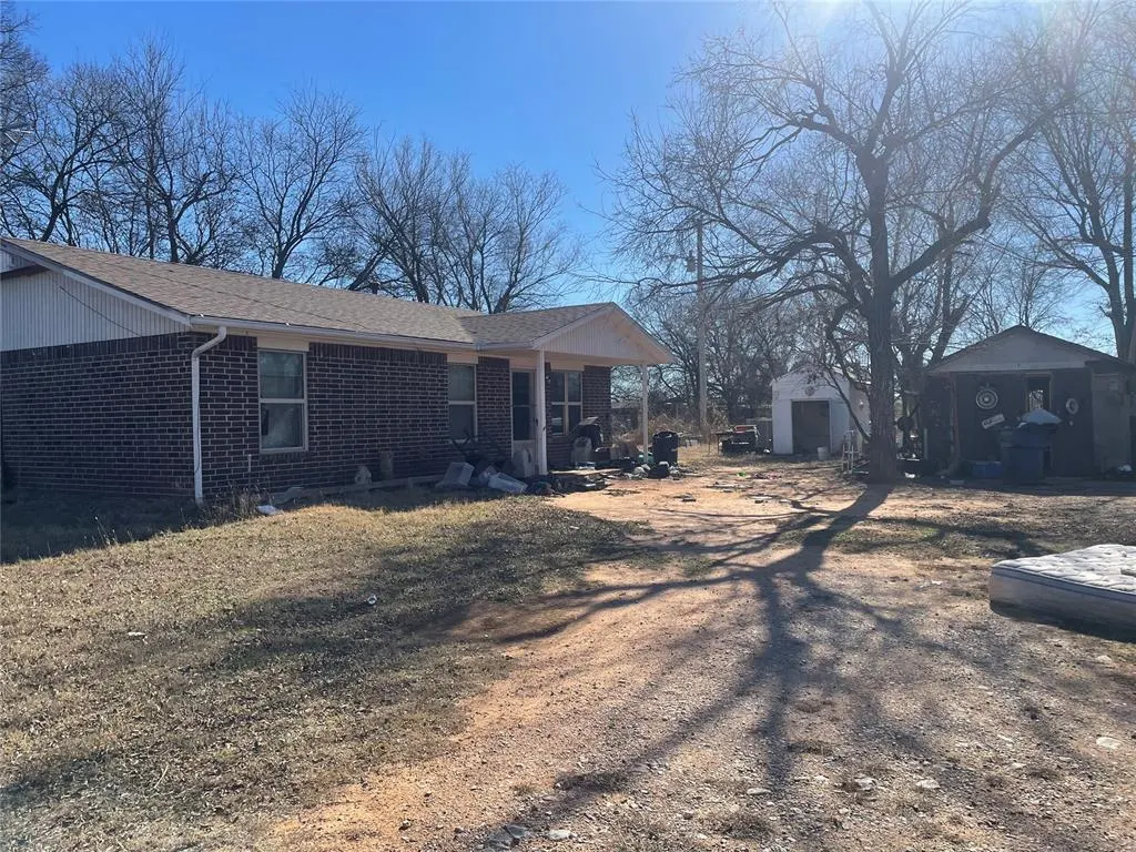 Photo 3 — 23614 E County Road 1595 Road, Elmore City, OK 73433