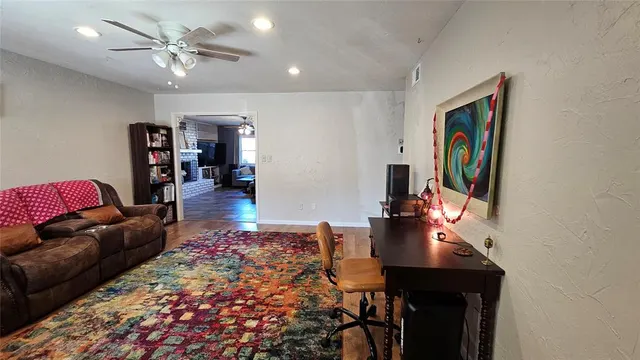 Photo 7 — 3205 NW 62nd Street, Oklahoma City, OK 73112