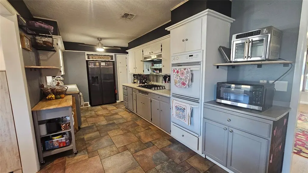 Photo 14 — 3205 NW 62nd Street, Oklahoma City, OK 73112