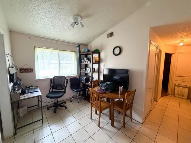 Photo 8 — 3329 Dentwood Terrace, Del City, OK 73115