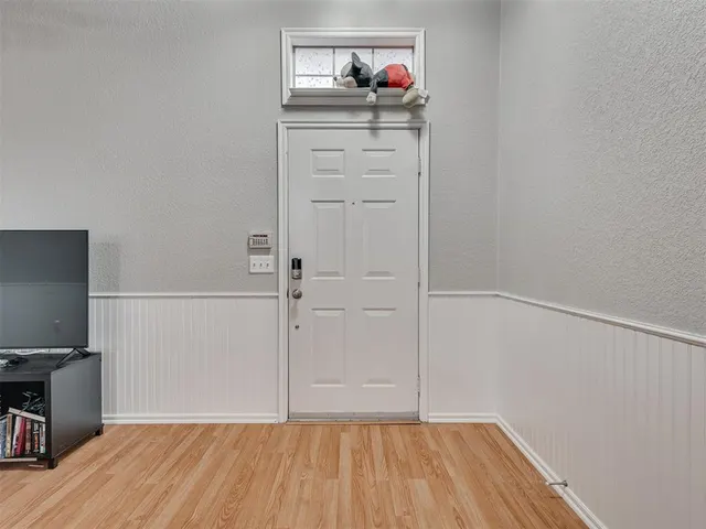 Photo 5 — 2608 Southern Hills Drive, Moore, OK 73160