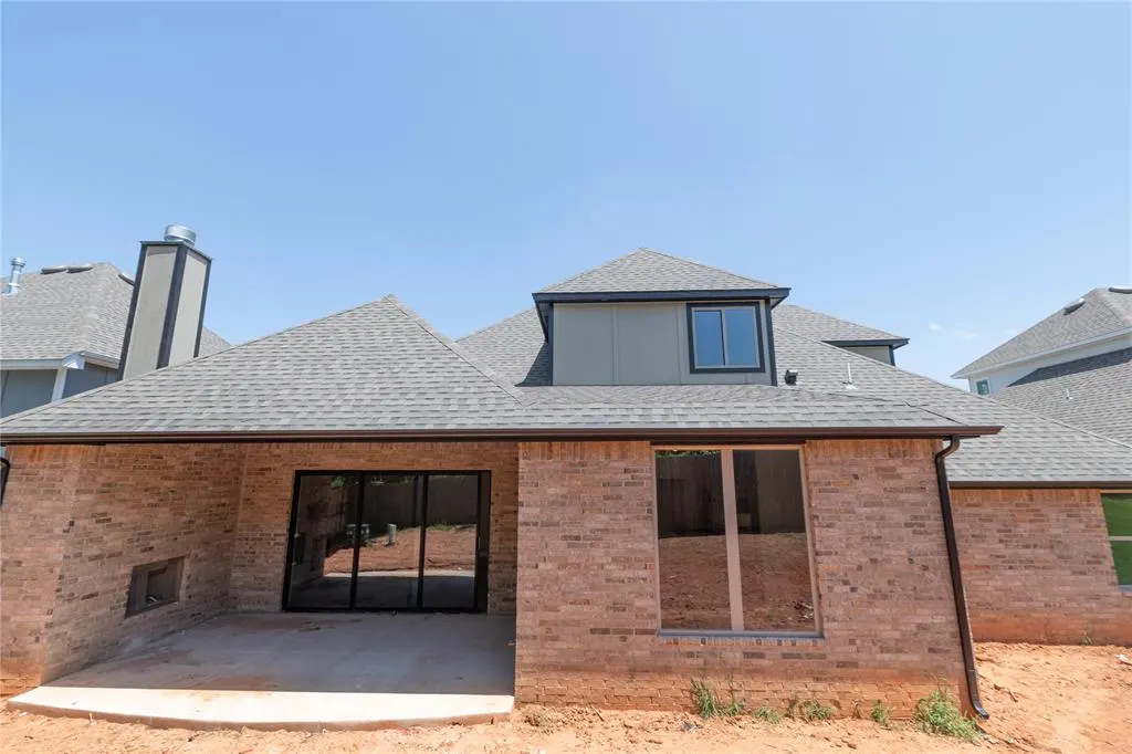 Photo 32 — 3305 Broadmoore Drive, Moore, OK 73160