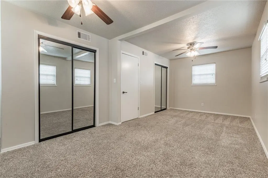 Photo 6 — 9 Shirley Lane, Edmond, OK 73003