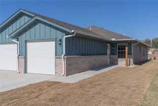 Sold home at 787 NE 4th Street