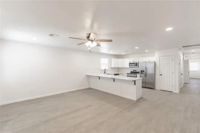 Photo 3 — 787 NE 4th Street, Newcastle, OK 73065