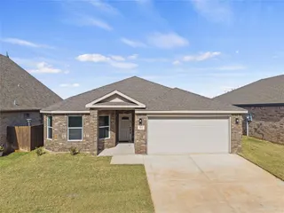 Sold home at 802 Chateau Court