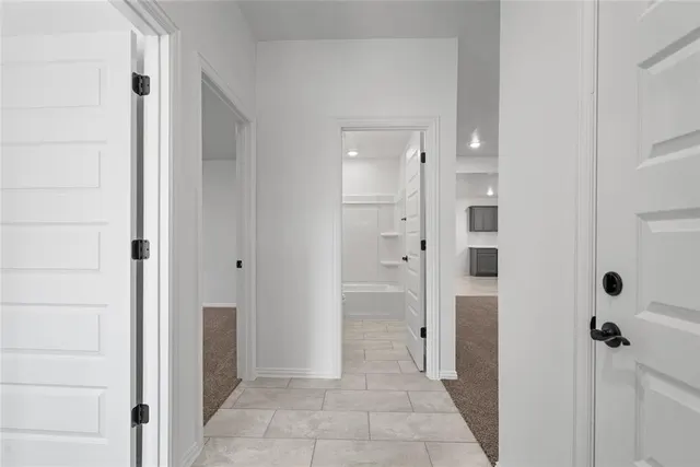 Photo 4 — 802 Chateau Court, Kingfisher, OK 73750