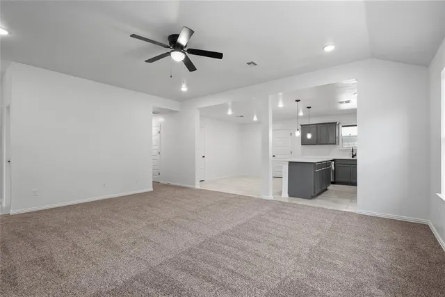 Photo 6 — 802 Chateau Court, Kingfisher, OK 73750