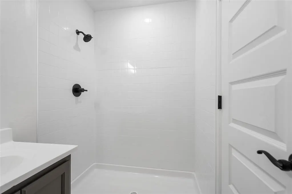 Photo 14 — 802 Chateau Court, Kingfisher, OK 73750