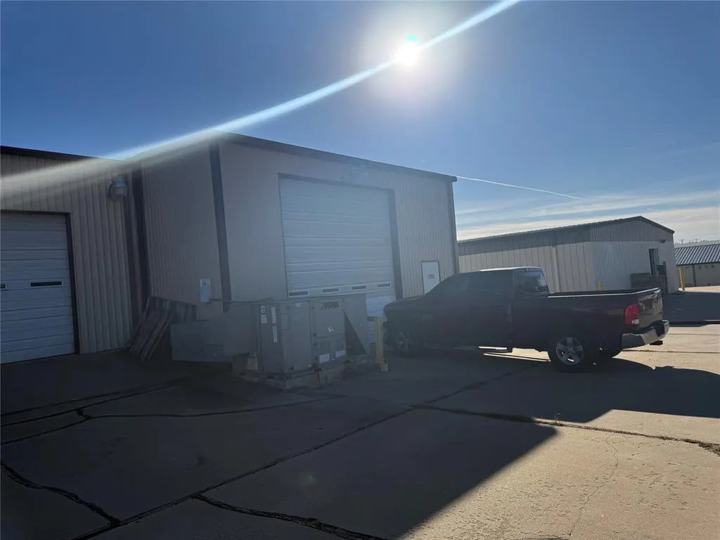 Photo 10 — 1704 N Harrison Street, Shawnee, OK 74804