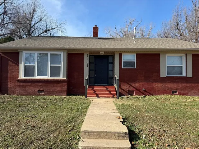 Front exterior — 1701 N Barnes Avenue, Oklahoma City, OK 73107