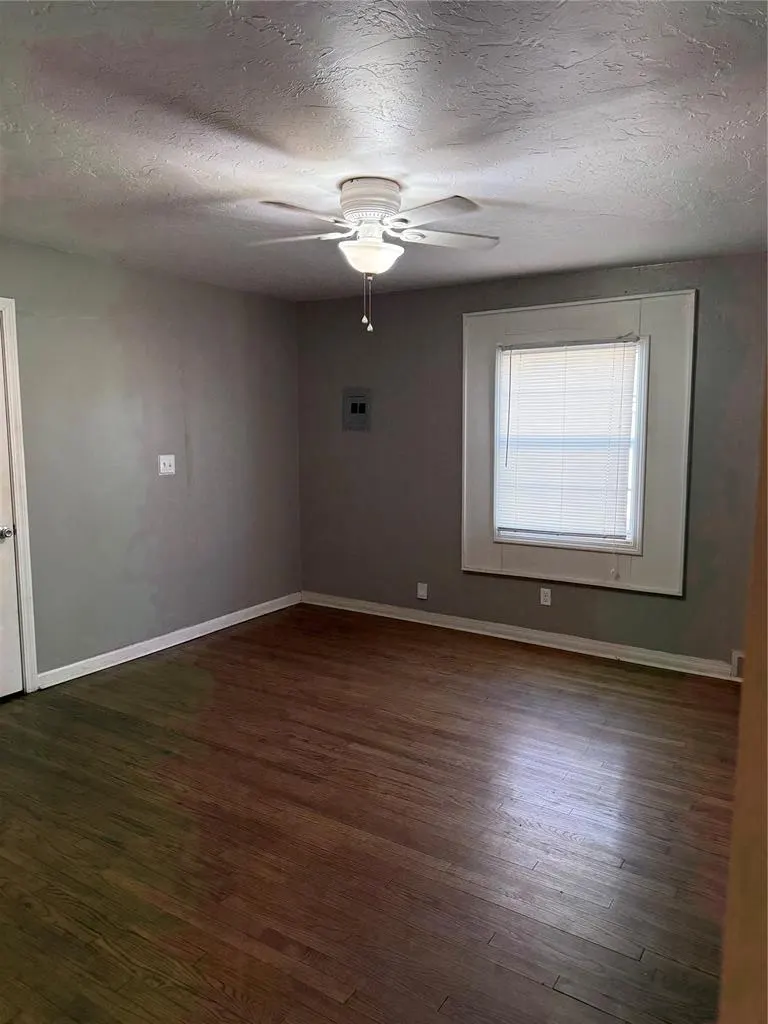 Photo 10 — 1701 N Barnes Avenue, Oklahoma City, OK 73107